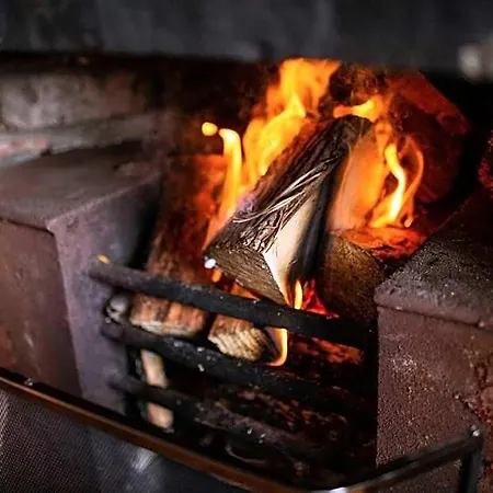Corcreggan Mill And Glamping Hotel